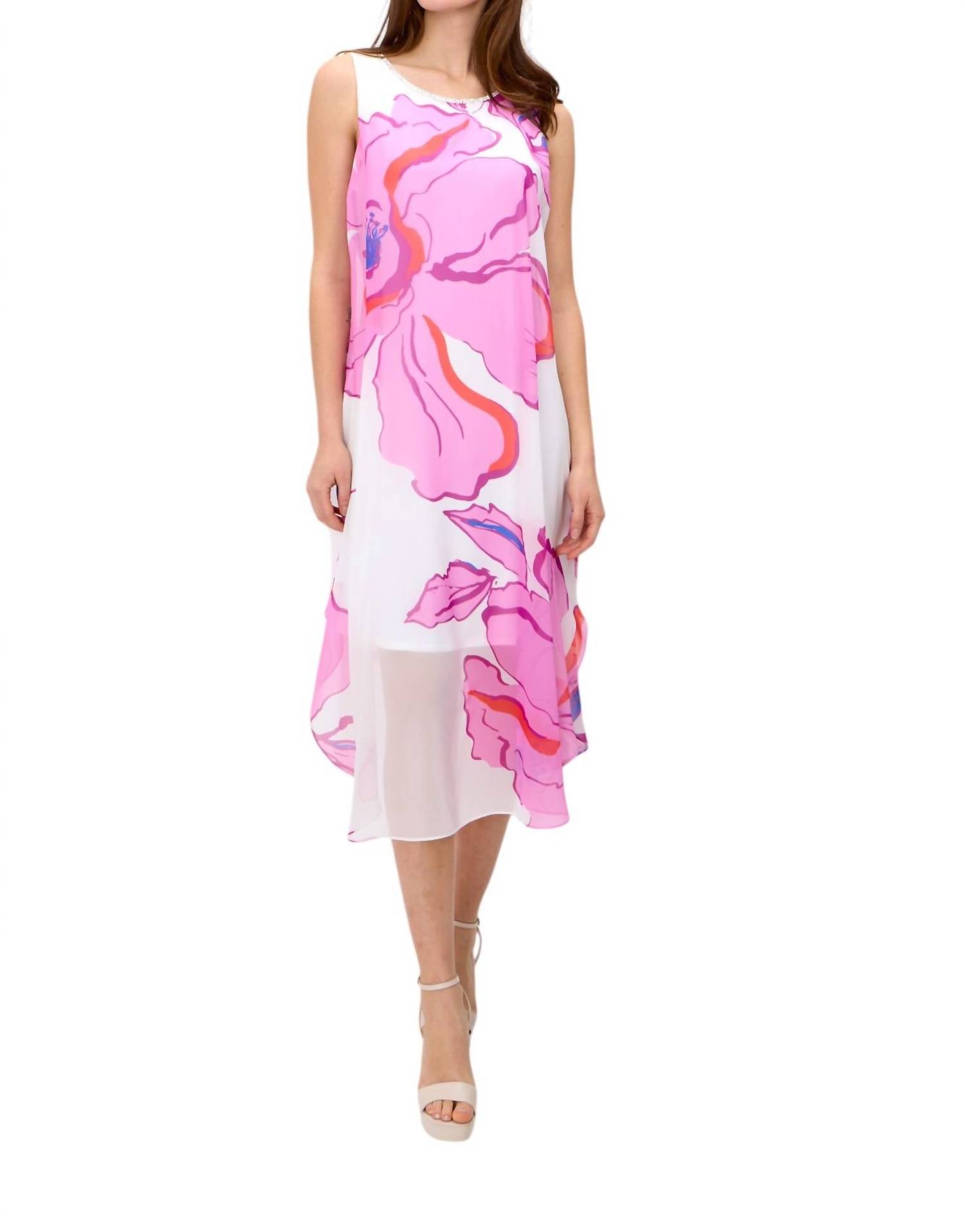 Летнее платье без рукавов с цветочным принтом белого/розового цвета Frank Lyman
Летнее платье без рукавов с цветочным принтом белого/розового цвета Frank Lyman