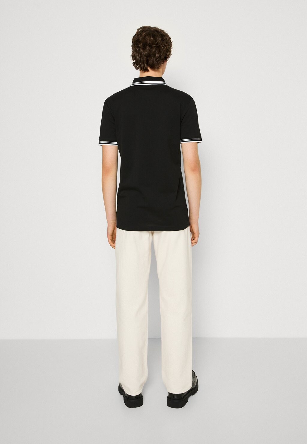 Рубашка-поло Paul BOSS, черная
Рубашка-поло Paul BOSS, черная