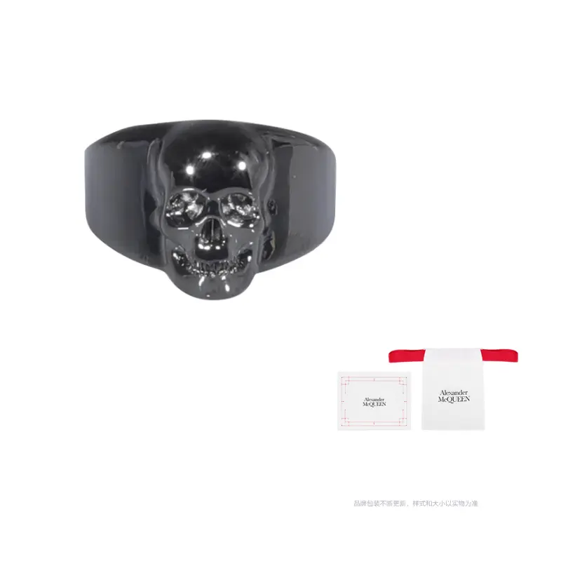 Мужское кольцо Alexander McQueen
Мужское кольцо Alexander McQueen