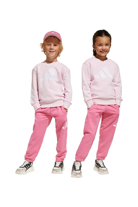 Детский спортивный костюм Adidas, фиолетовый
Детский спортивный костюм Adidas, фиолетовый