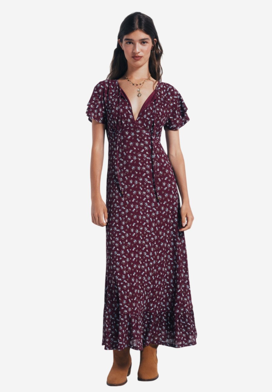 Платье Springfield Maxi dress, Bordeaux
Платье Springfield Maxi dress, Bordeaux