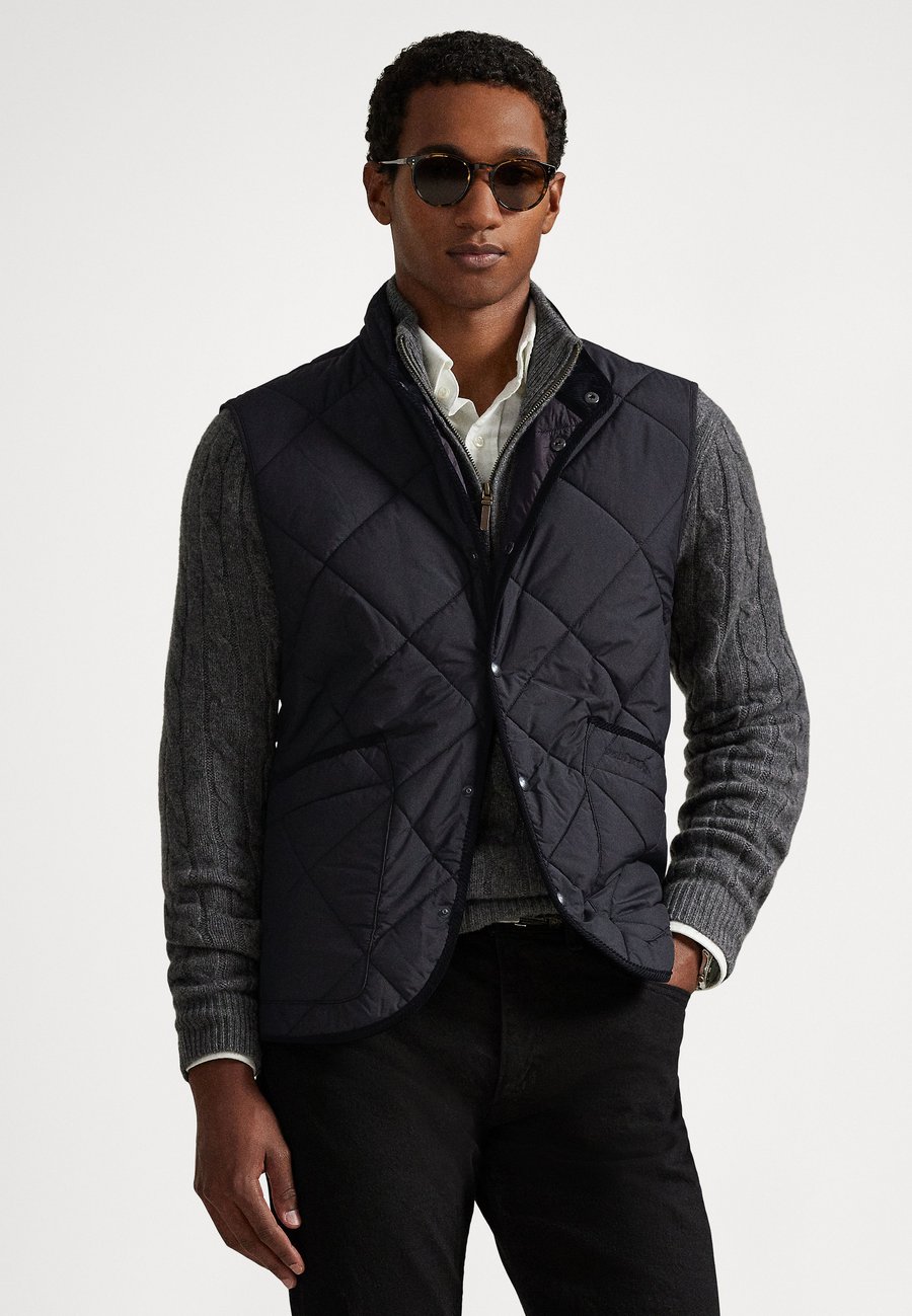 Куртка Polo Ralph Lauren THE HURSTON QUILTED UTILITY VEST, Black
Куртка Polo Ralph Lauren THE HURSTON QUILTED UTILITY VEST, Black