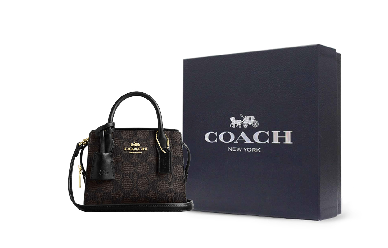 COACH Кожаная мини-сумка через плечо
COACH Кожаная мини-сумка через плечо