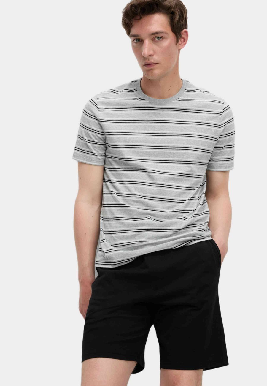 Пижамный комплект Marks & Spencer STRIPED SET, Grey Mix/Mottled Grey
Пижамный комплект Marks & Spencer STRIPED SET, Grey Mix/Mottled Grey