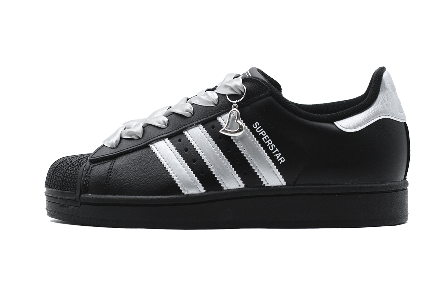 Adidas Originals Superstar 2 детские кроссовки для бега black silver подростковые
Adidas Originals Superstar 2 детские кроссовки для бега black silver подростковые