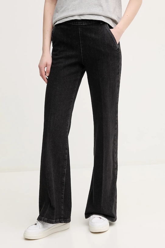 Джинсы United Colors Of Benetton, черный
Джинсы United Colors Of Benetton, черный