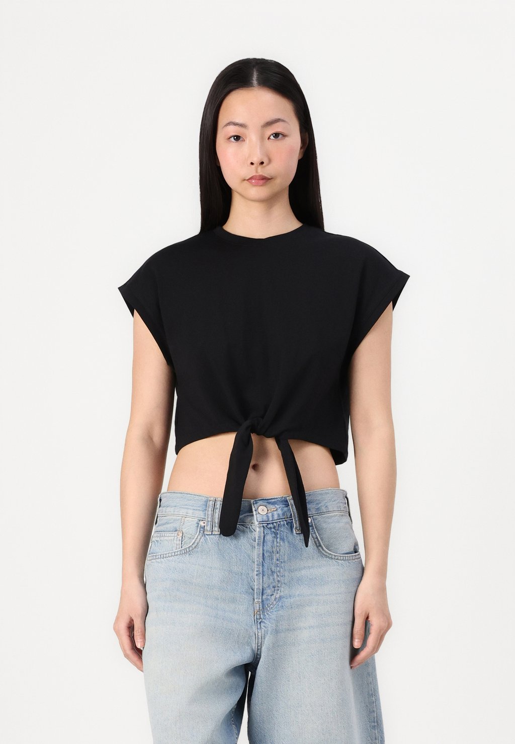 Футболка с принтом JDYAVA SHORT TIE JDY, черный
Футболка с принтом JDYAVA SHORT TIE JDY, черный