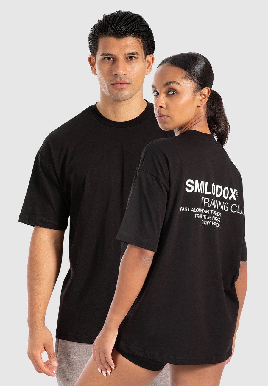 Футболка Smilodox BACK PRINT LOGO CYRIS, Schwarz/Black, Черный, Футболка Smilodox BACK PRINT LOGO CYRIS, Schwarz/Black
Футболка Smilodox BACK PRINT LOGO CYRIS, Schwarz/Black, Черный, Футболка Smilodox BACK PRINT LOGO CYRIS, Schwarz/Black
