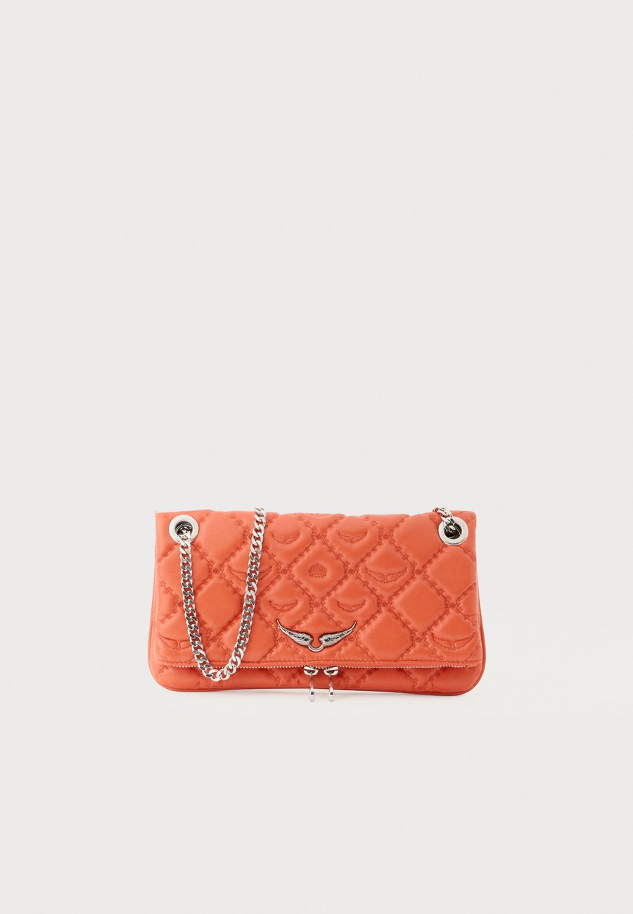 Сумка Zadig & Voltaire ROCK II QUILTED MONOGRAM, Flame/Orange
Сумка Zadig & Voltaire ROCK II QUILTED MONOGRAM, Flame/Orange