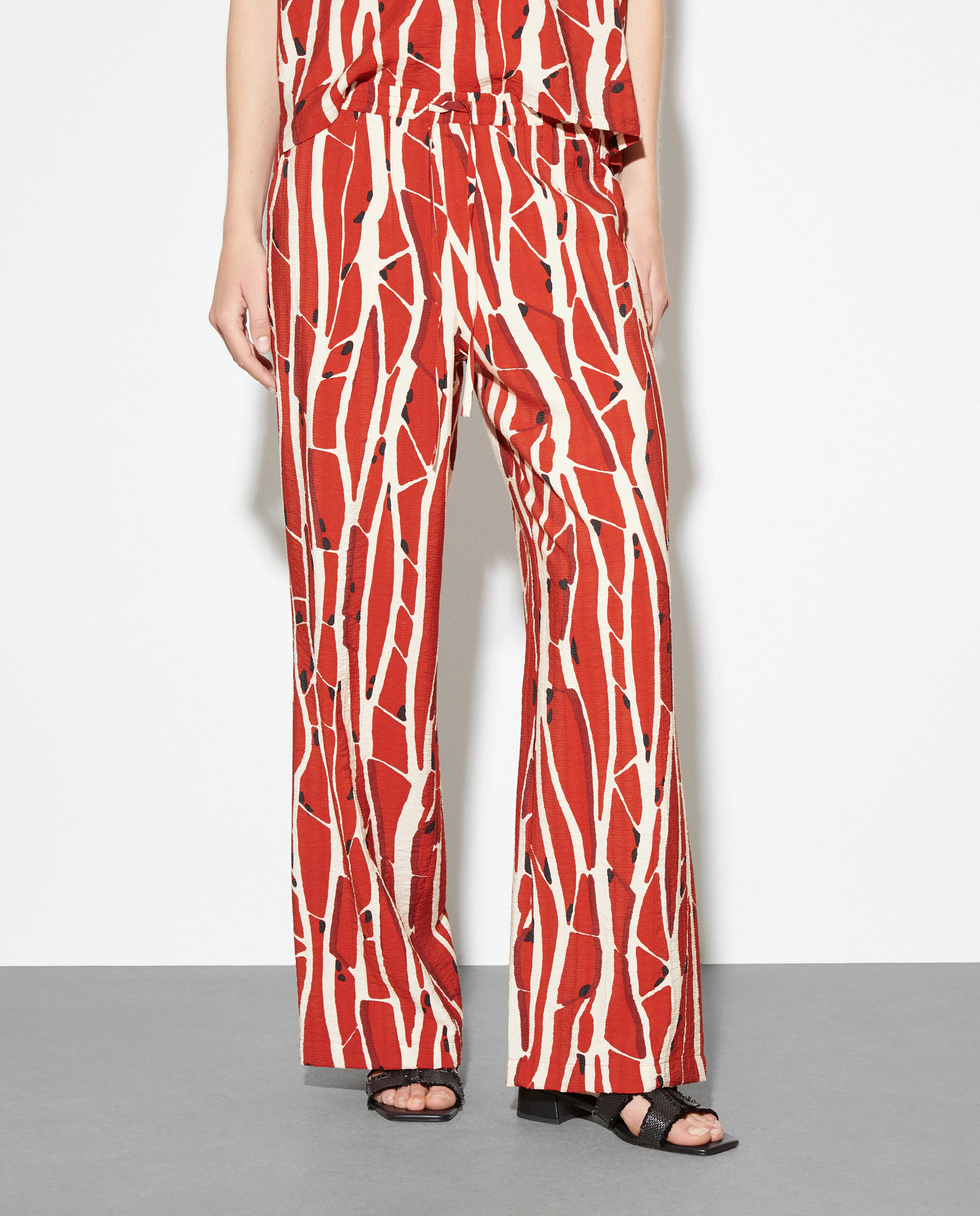 Широкие женские брюки из вискозы Woman El Corte Inglés, красный
Широкие женские брюки из вискозы Woman El Corte Inglés, красный