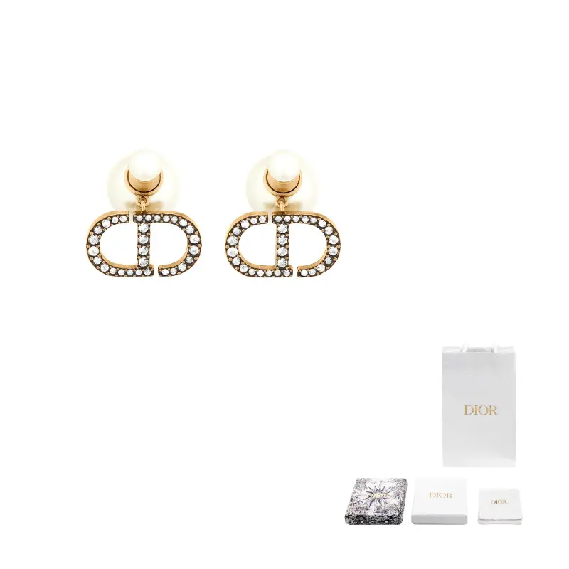 Dior Женские серьги
Dior Женские серьги