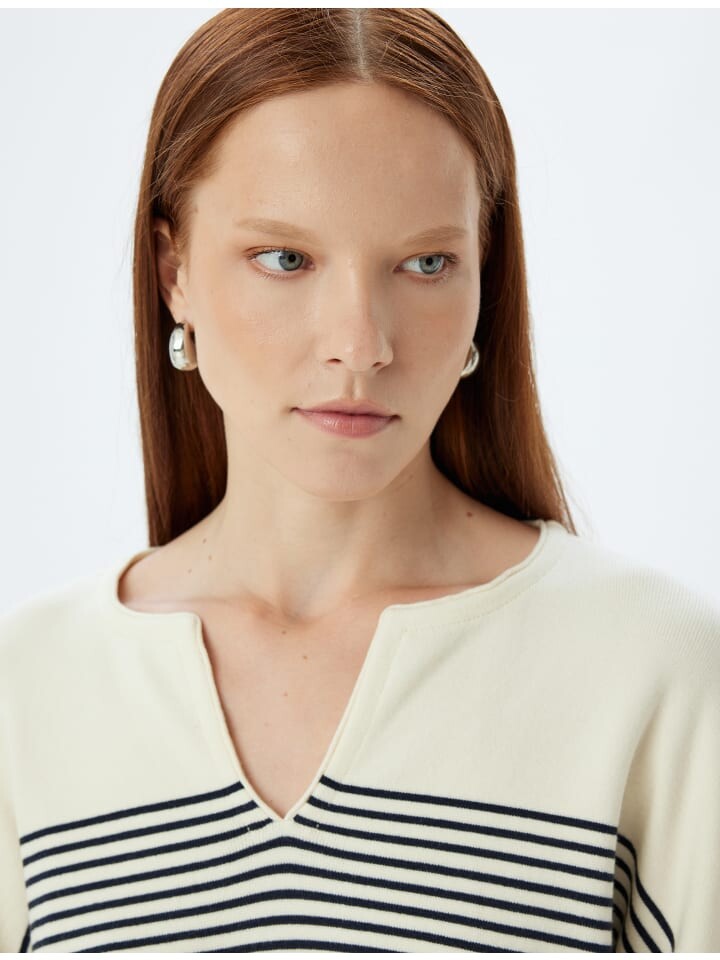 Свитер KOTON, цвет marineblau gestreift
Свитер KOTON, цвет marineblau gestreift