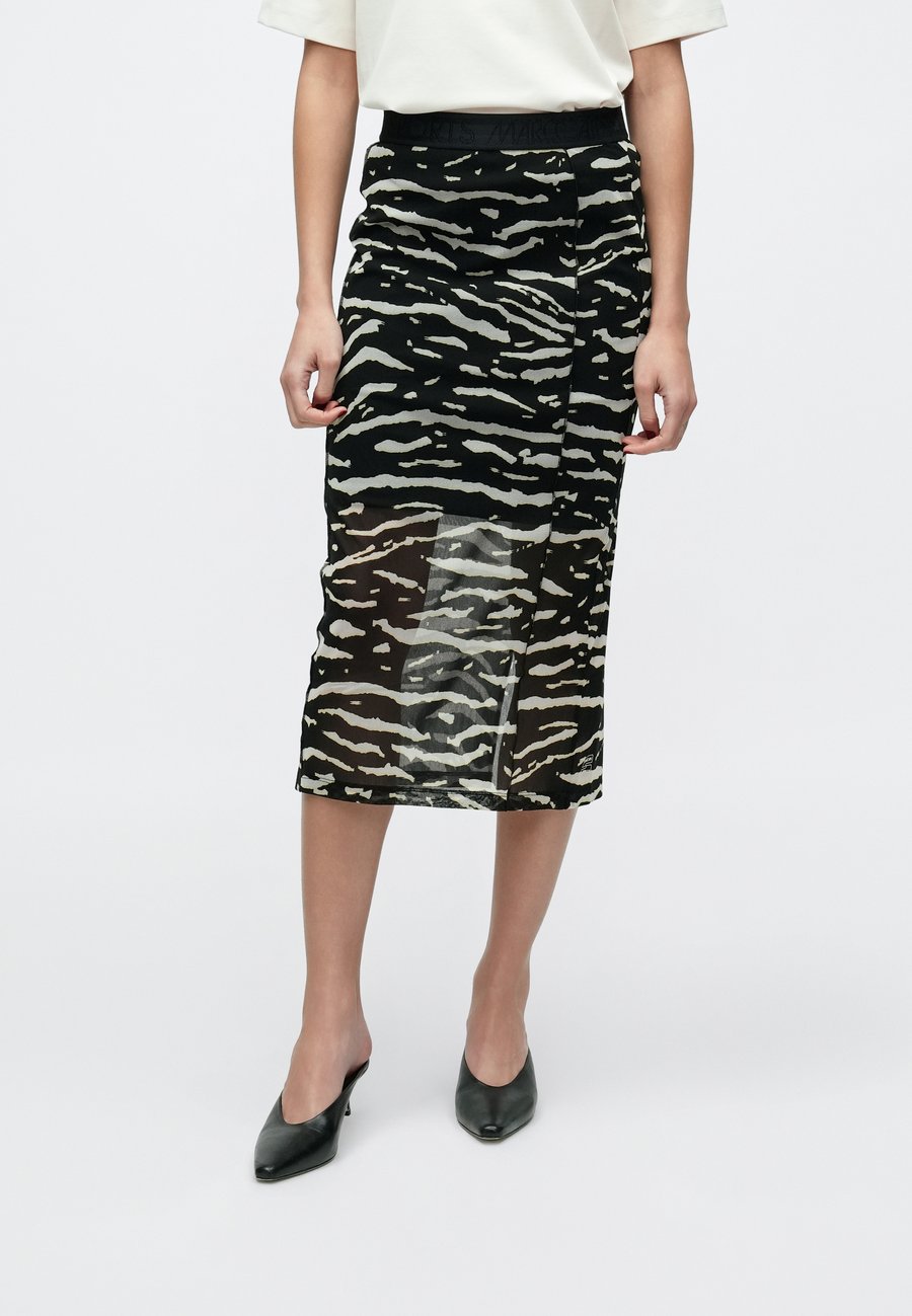 Юбка Marc Cain Pencil skirt, Black
Юбка Marc Cain Pencil skirt, Black