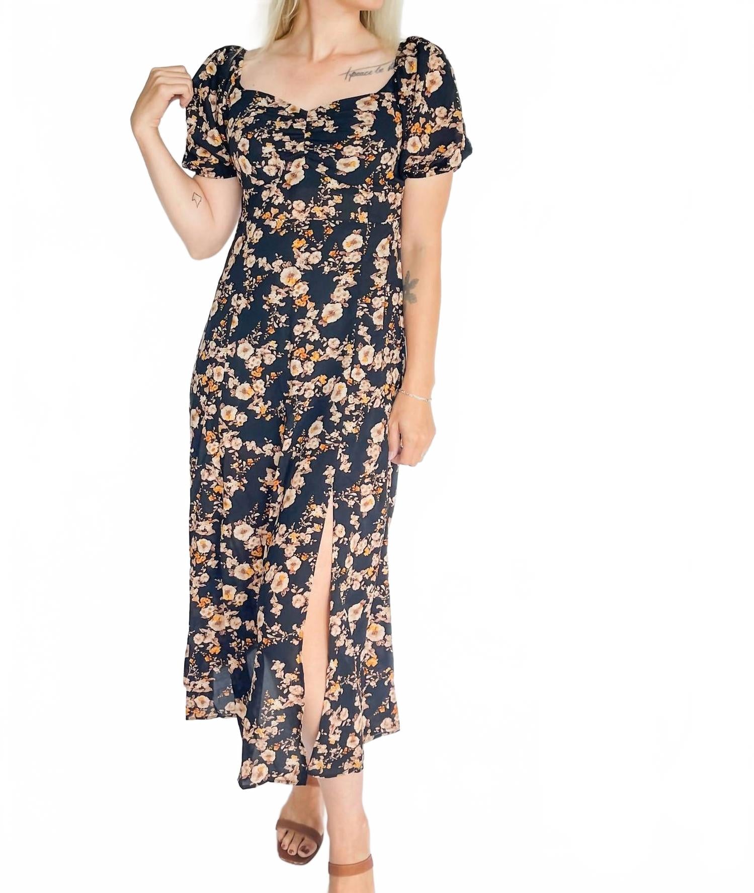 Платье Merigold с цветочным принтом и сердечком, разноцветное Bluivy, Multi
Платье Merigold с цветочным принтом и сердечком, разноцветное Bluivy, Multi