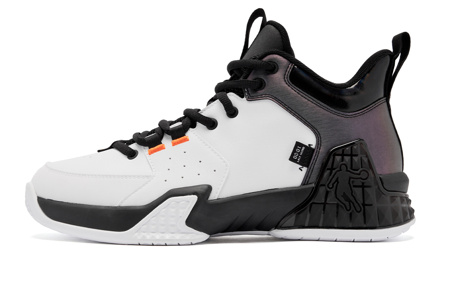 QIAODAN Баскетбольные кроссовки Kill Shot 1.0 мужские Jordan среднего размера, белые/черные
QIAODAN Баскетбольные кроссовки Kill Shot 1.0 мужские Jordan среднего размера, белые/черные