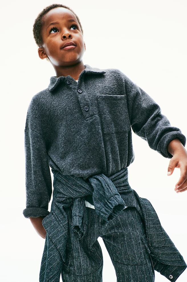 Рубашка поло из трикотажа в рубчик H&M, серый
Рубашка поло из трикотажа в рубчик H&M, серый