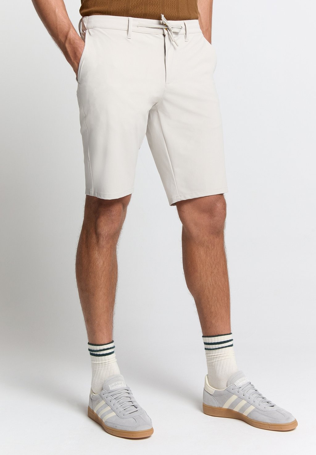 Шорты NO EXCESS, песочный
Шорты NO EXCESS, песочный