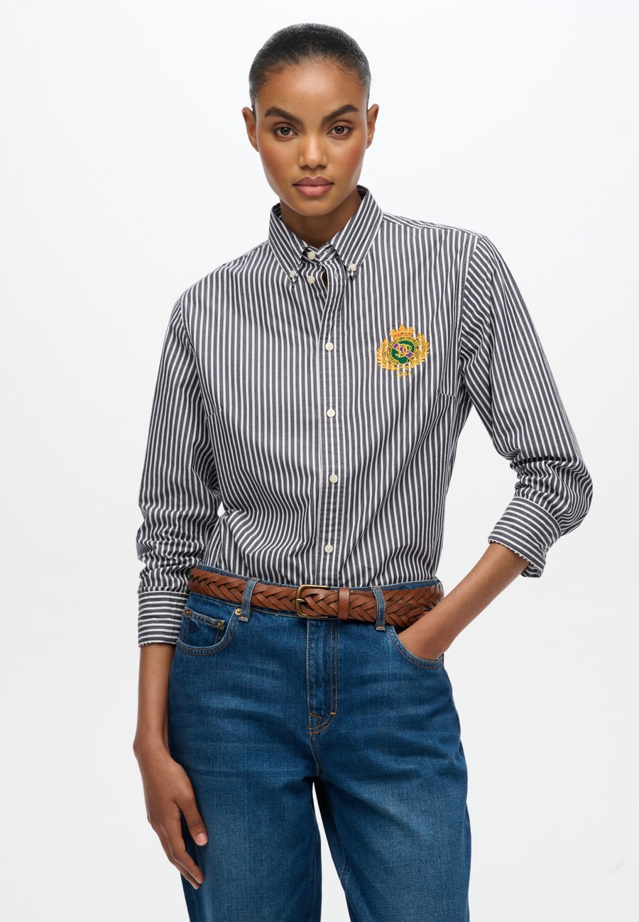 Блуза Superdry & Co Button-down blouse, Navy/White Stripe/Dark Blue
Блуза Superdry & Co Button-down blouse, Navy/White Stripe/Dark Blue