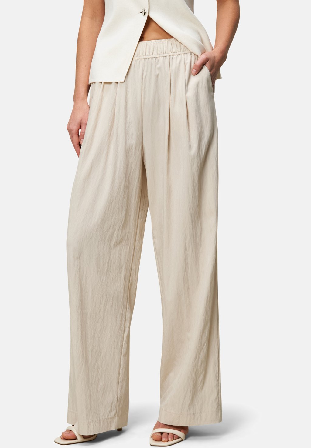 Брюки -ZERO QUALITÄT, бежевый
Брюки -ZERO QUALITÄT, бежевый