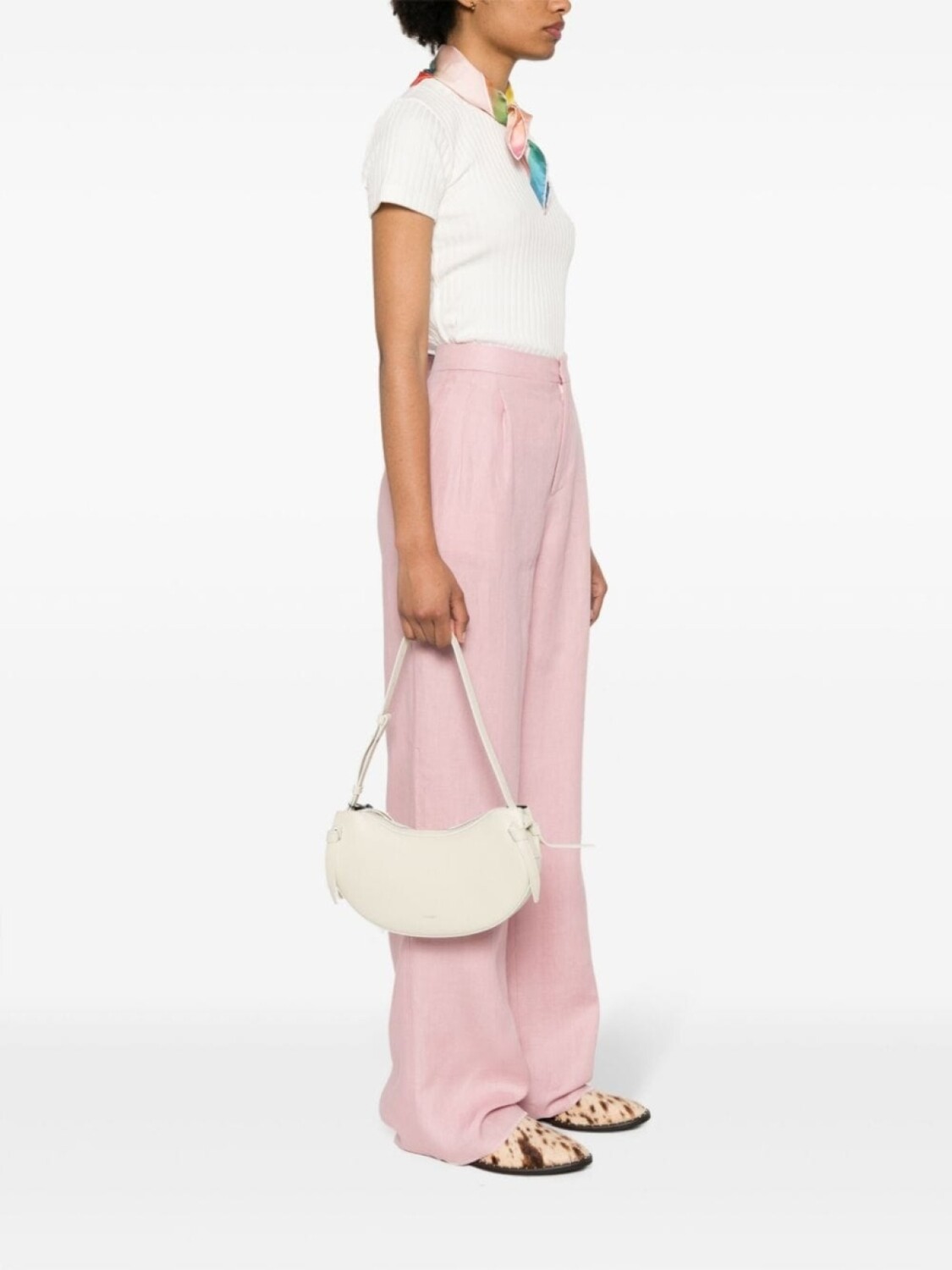 Yuzefi сумка на плечо Fortune Cookie, нейтральный цвет
Yuzefi сумка на плечо Fortune Cookie, нейтральный цвет