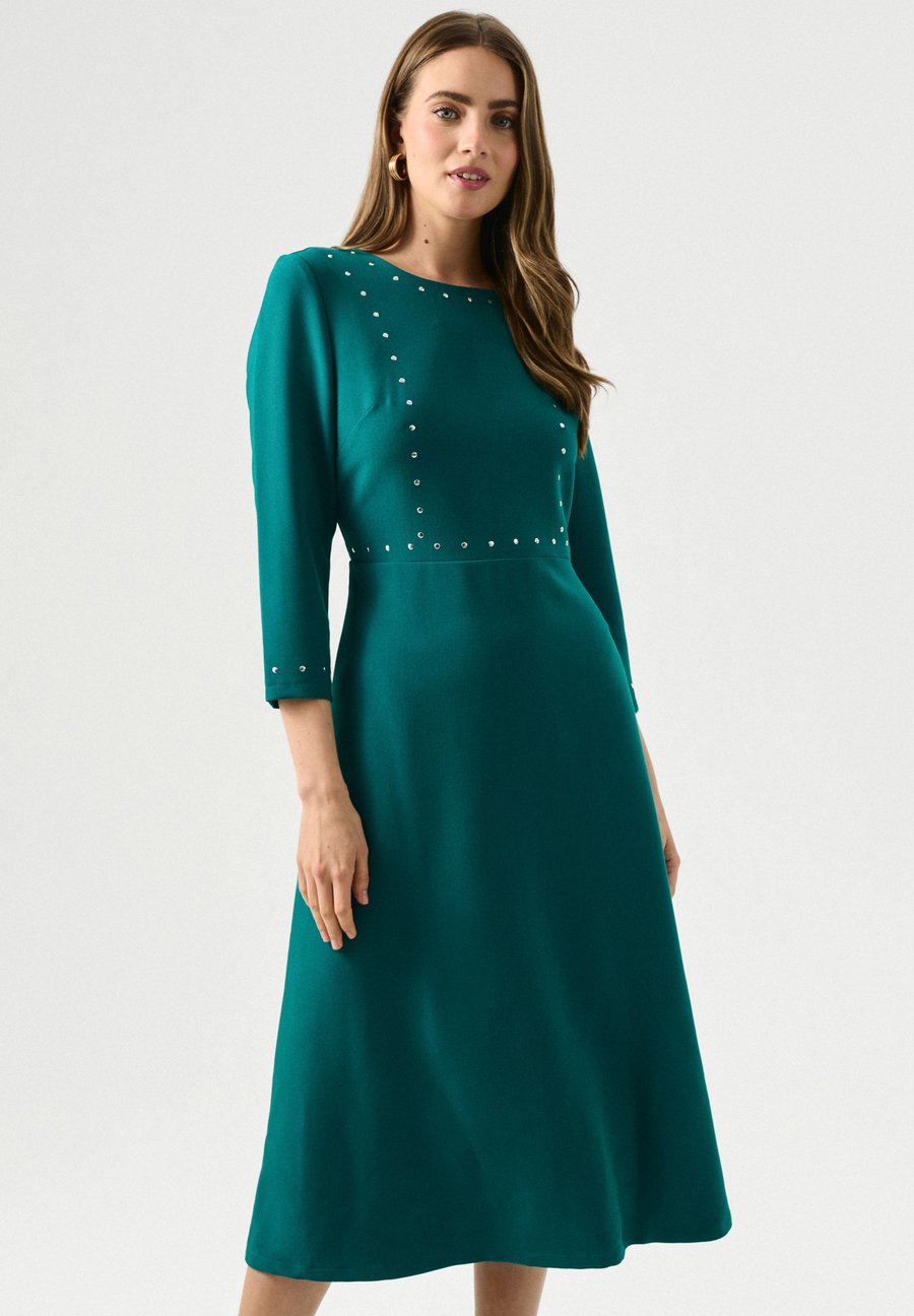Платье QUIOSQUE Day dress, Green
Платье QUIOSQUE Day dress, Green