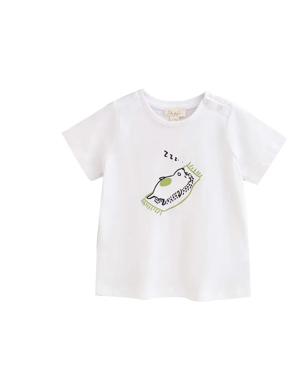 Белая футболка мальчика с рисунком ежика Dadati, белый
Белая футболка мальчика с рисунком ежика Dadati, белый