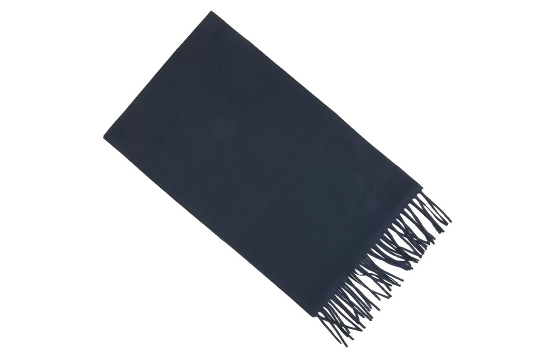 Шарф вязаный мужской темно-синий EMPORIO ARMANI
Шарф вязаный мужской темно-синий EMPORIO ARMANI