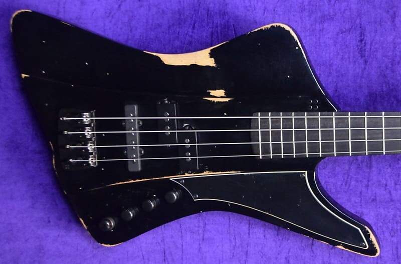 Басс гитара Sandberg "Forty Eight" Victor Brandt Sign., Hardcore-Aged Black/Ebony
Басс гитара Sandberg "Forty Eight" Victor Brandt Sign., Hardcore-Aged Black/Ebony