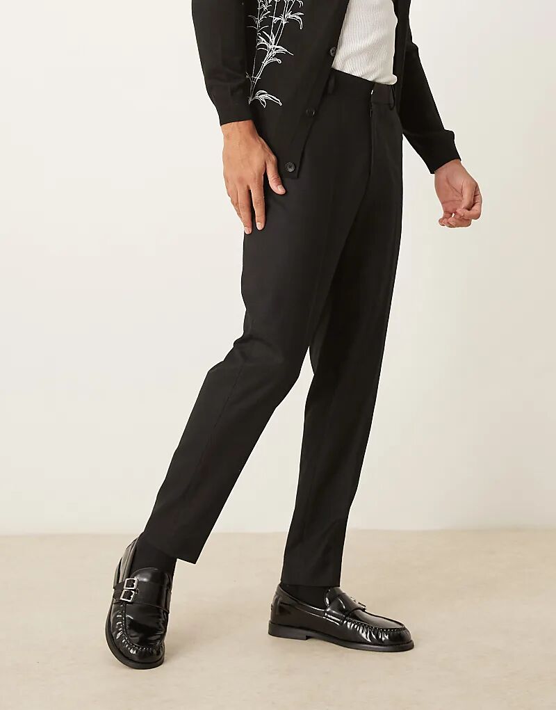 Элегантные зауженные фактурные брюки черного цвета ASOS DESIGN
Элегантные зауженные фактурные брюки черного цвета ASOS DESIGN