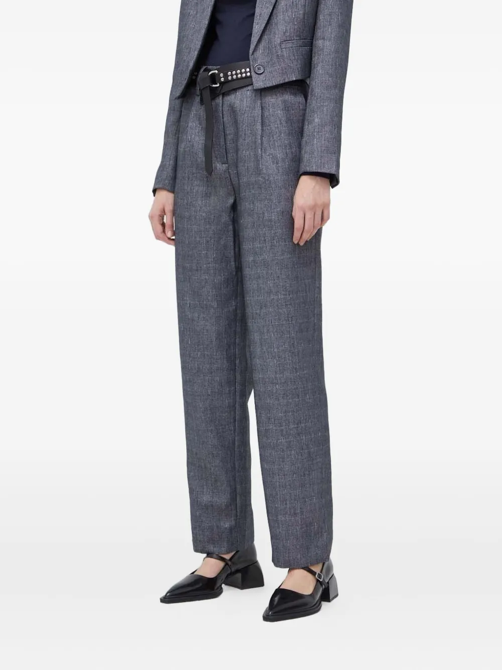 Прямые брюки со складками Bruuns Bazaar, черный
Прямые брюки со складками Bruuns Bazaar, черный