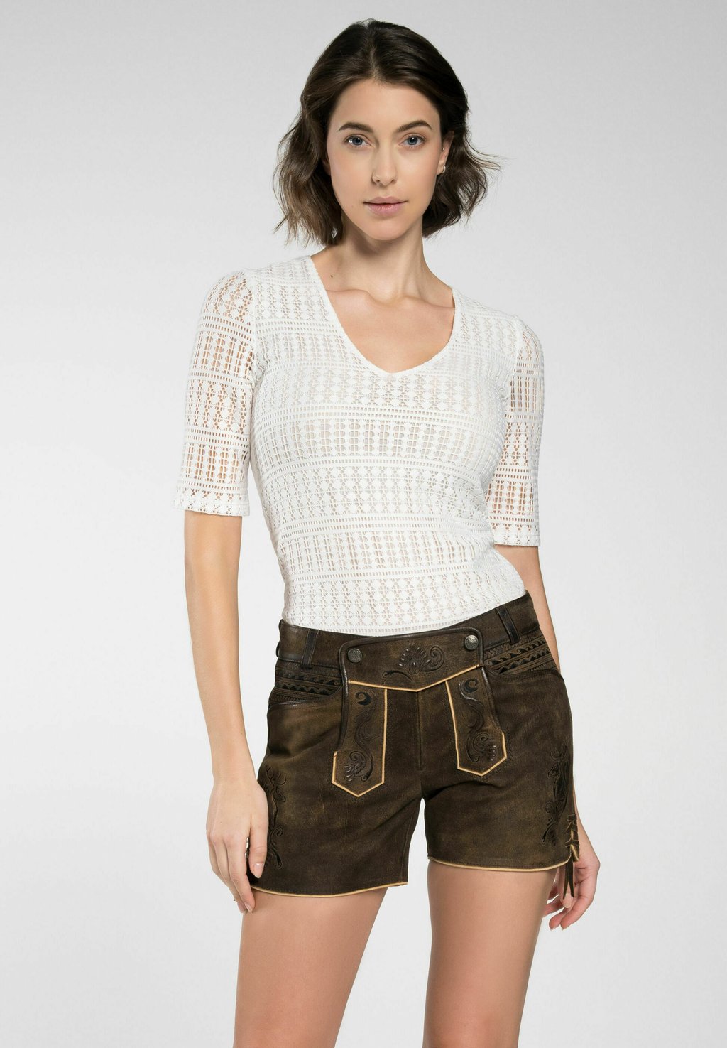 Кожаные брюки ELLA - Shorts Spieth & Wensky, темно-коричневый
Кожаные брюки ELLA - Shorts Spieth & Wensky, темно-коричневый