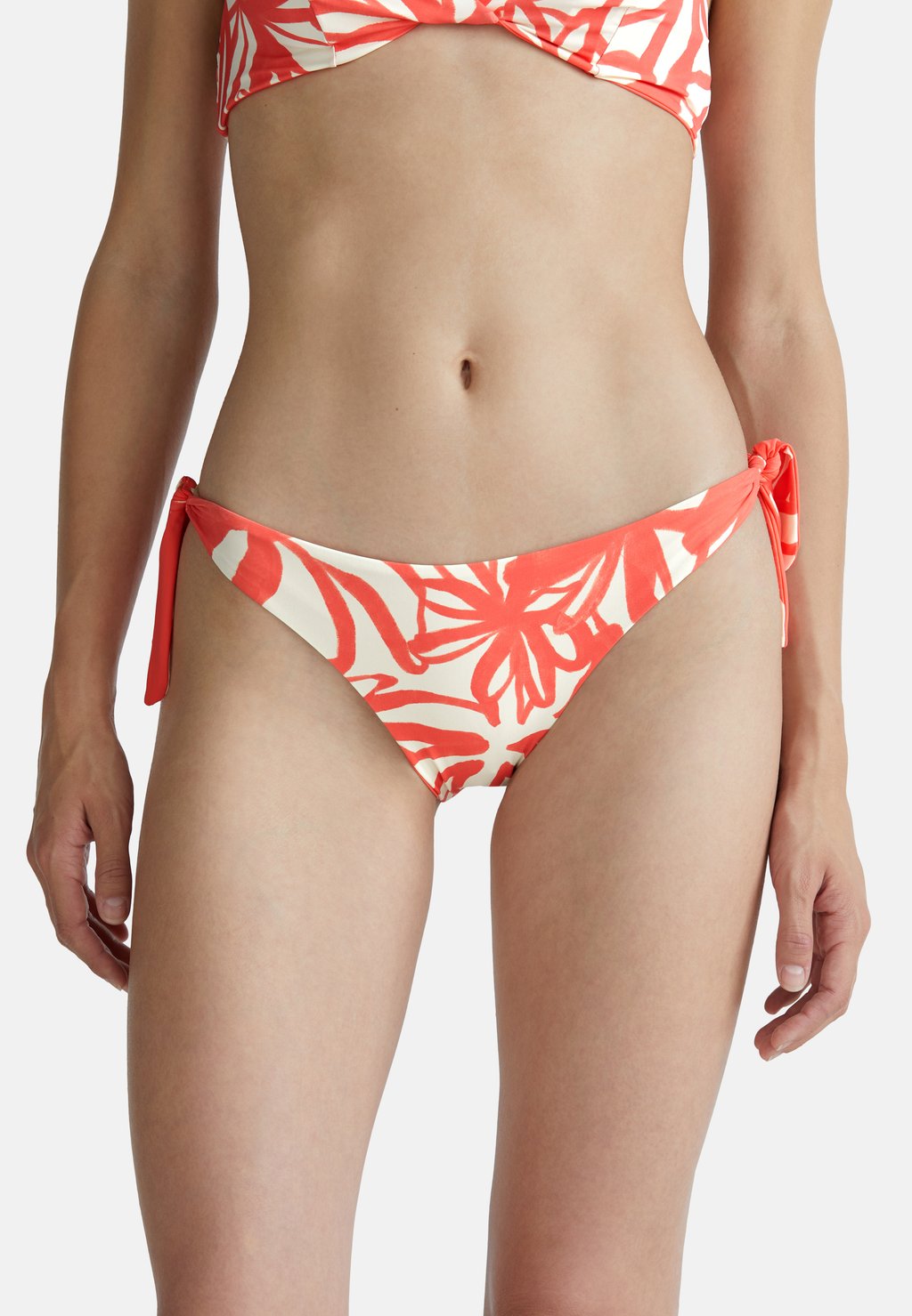 Плавки United Colors of Benetton, мультиколор
Плавки United Colors of Benetton, мультиколор