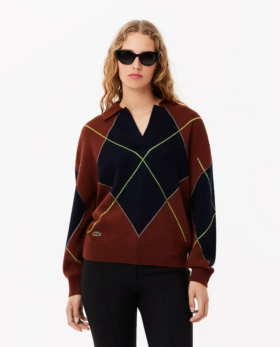 Женский свитер с воротником-поло с ромбовидным принтом в технике интарсия Lacoste, коричневый
Женский свитер с воротником-поло с ромбовидным принтом в технике интарсия Lacoste, коричневый