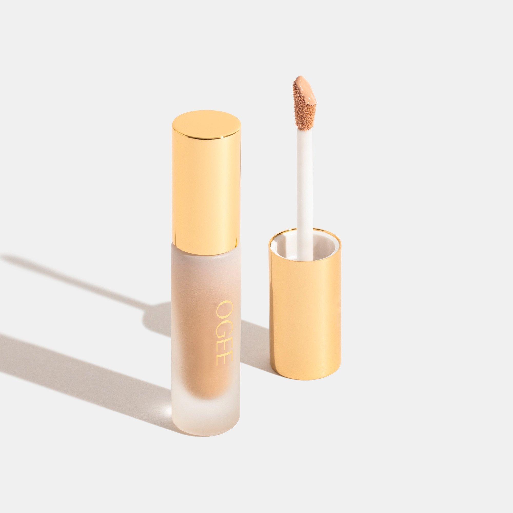 Корректор для выравнивания тона лица Ogee, Cedar 1.20C (light, pink-beige undertones)
Корректор для выравнивания тона лица Ogee, Cedar 1.20C (light, pink-beige undertones)