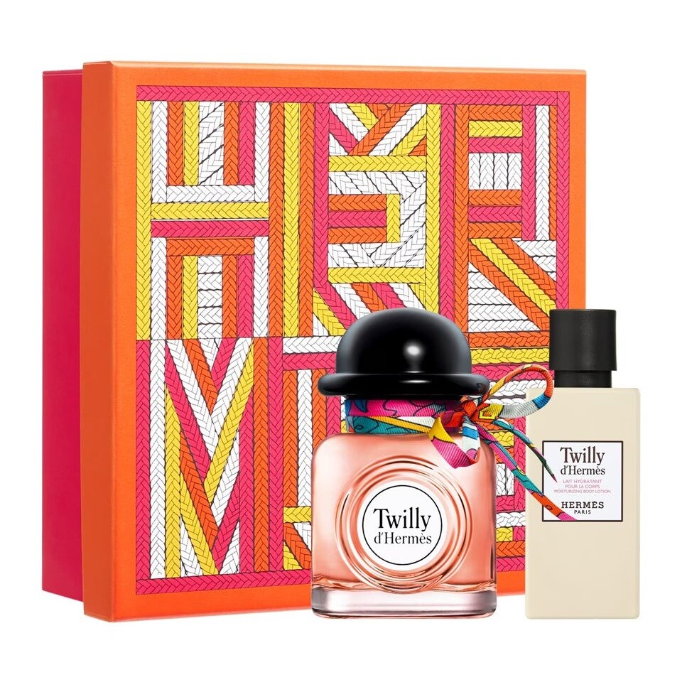 Парфюмерный набор Hermès Twilly Eau De Parfum Estuche De Regalo, 2 предмета
Парфюмерный набор Hermès Twilly Eau De Parfum Estuche De Regalo, 2 предмета