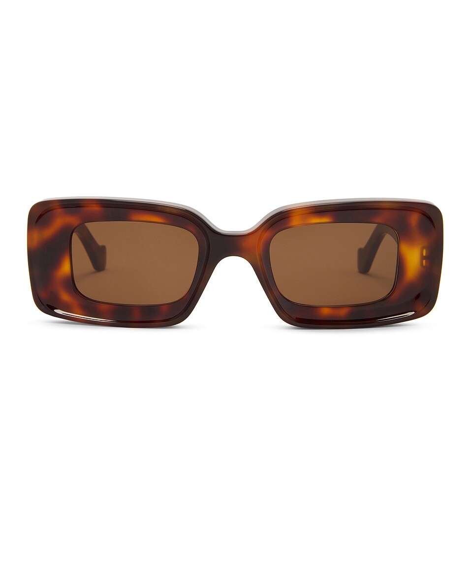 Прямоугольные солнцезащитные очки Loewe, цвет Havana
Прямоугольные солнцезащитные очки Loewe, цвет Havana