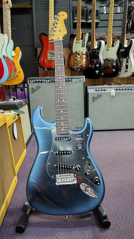 Fender American Professional II Stratocaster Dark Night, Серый, Fender American Professional II Stratocaster Dark Night
Fender American Professional II Stratocaster Dark Night, Серый, Fender American Professional II Stratocaster Dark Night