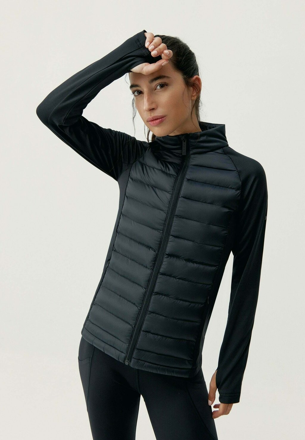 Уличная куртка Born Living Yoga, цвет black
Уличная куртка Born Living Yoga, цвет black