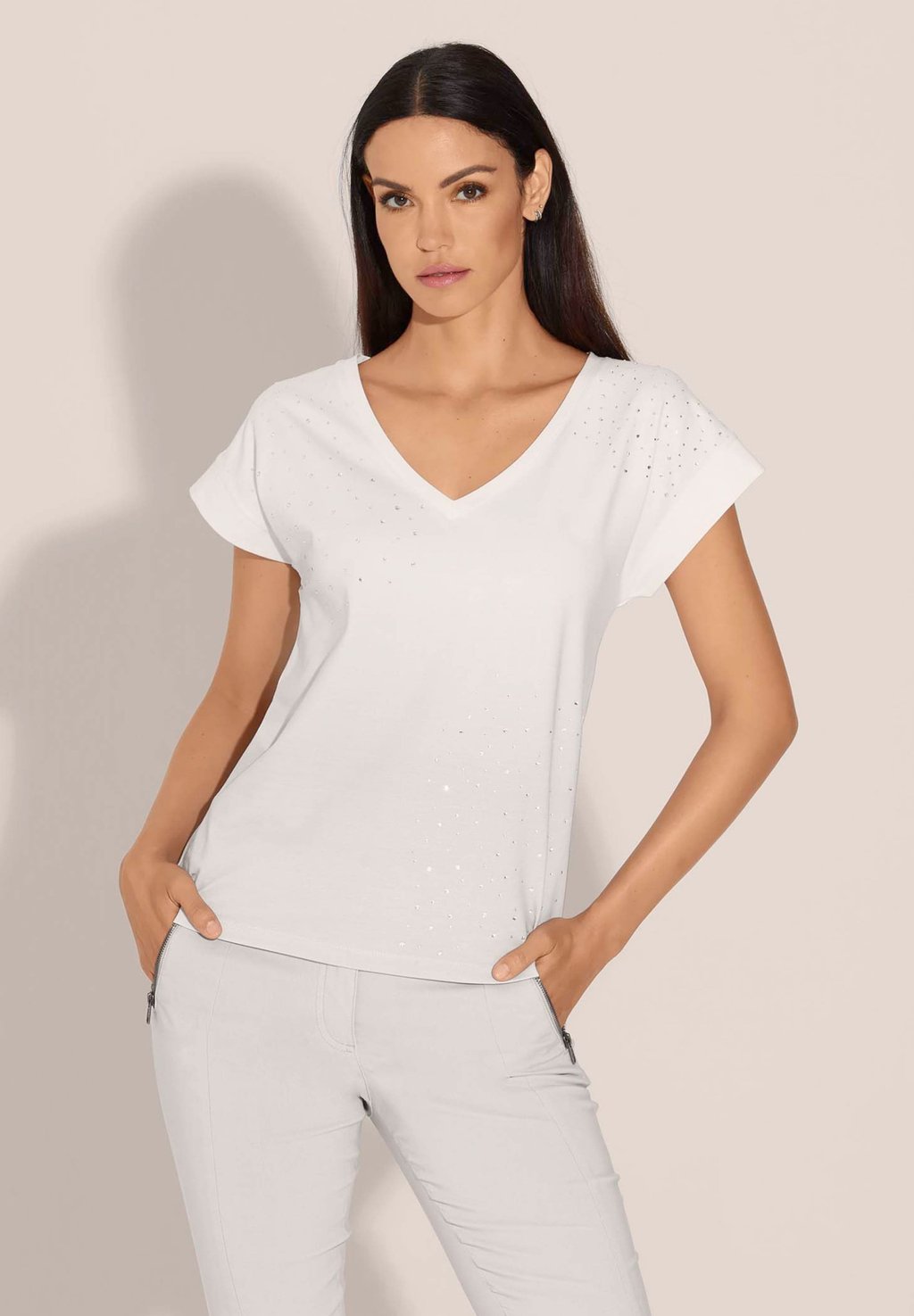 Футболка с принтом MIT GLITZERSTEINCHEN MADELEINE, белый
Футболка с принтом MIT GLITZERSTEINCHEN MADELEINE, белый