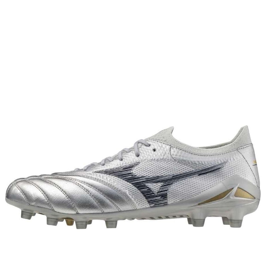 Кроссовки Mizuno Morelia Neo 4 Beta Japan FG 'Platinum Silver Pack Silver Gold', серебряный
Кроссовки Mizuno Morelia Neo 4 Beta Japan FG 'Platinum Silver Pack Silver Gold', серебряный