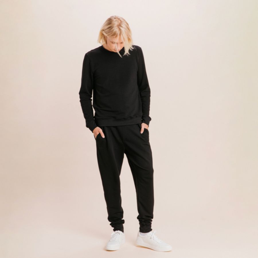 Мужские спортивные брюки SoftCore Classic Ocio, Black
Мужские спортивные брюки SoftCore Classic Ocio, Black