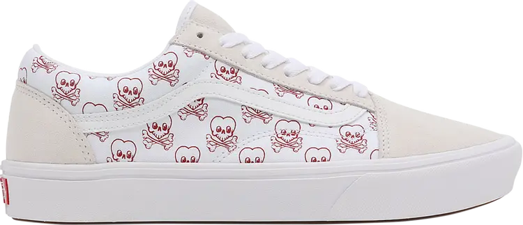 Кроссовки Vans ComfyCush Old Skool Coldhearted, белый
Кроссовки Vans ComfyCush Old Skool Coldhearted, белый