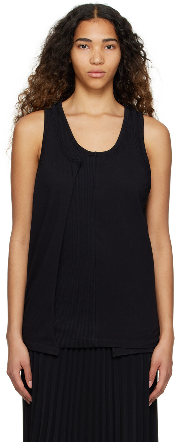 Черная майка с цветочным принтом MM6 Maison Margiela 
Черная майка с цветочным принтом MM6 Maison Margiela