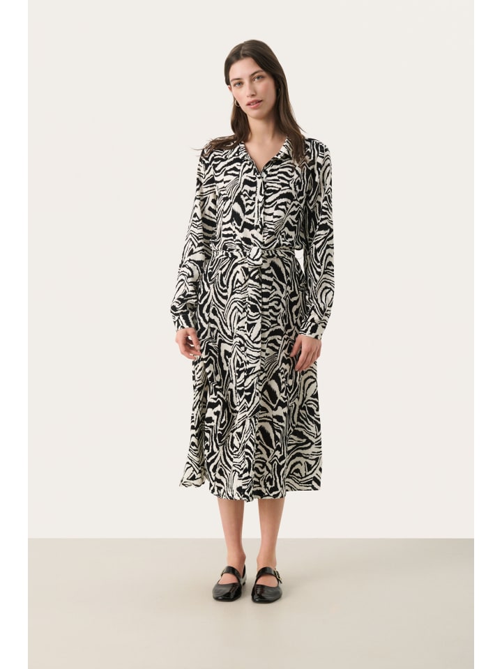 Платье ShelbyPW Feminine Shape черного цвета с анималистичным принтом PART TWO
Платье ShelbyPW Feminine Shape черного цвета с анималистичным принтом PART TWO