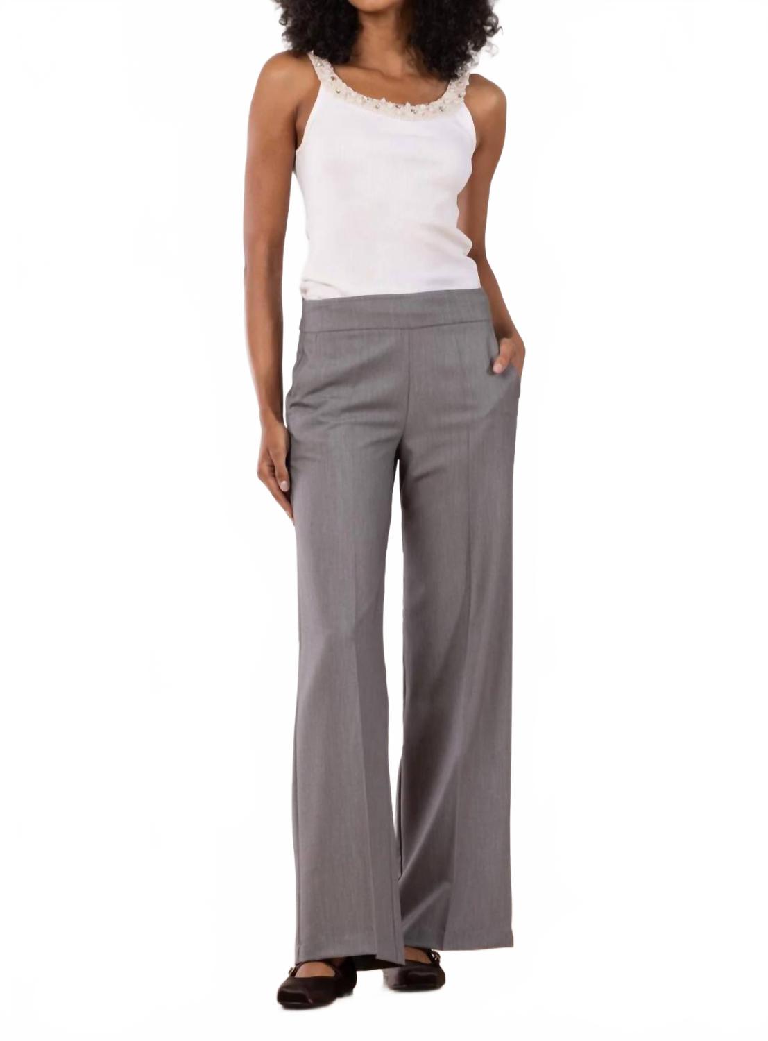 Широкие брюки Carla в тропическом сером меланже Avenue Montaigne, серый
Широкие брюки Carla в тропическом сером меланже Avenue Montaigne, серый