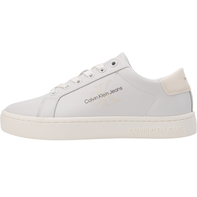 Джинсы Кожаные кроссовки с тисненым логотипом Calvin Klein, цвет Moon White
Джинсы Кожаные кроссовки с тисненым логотипом Calvin Klein, цвет Moon White