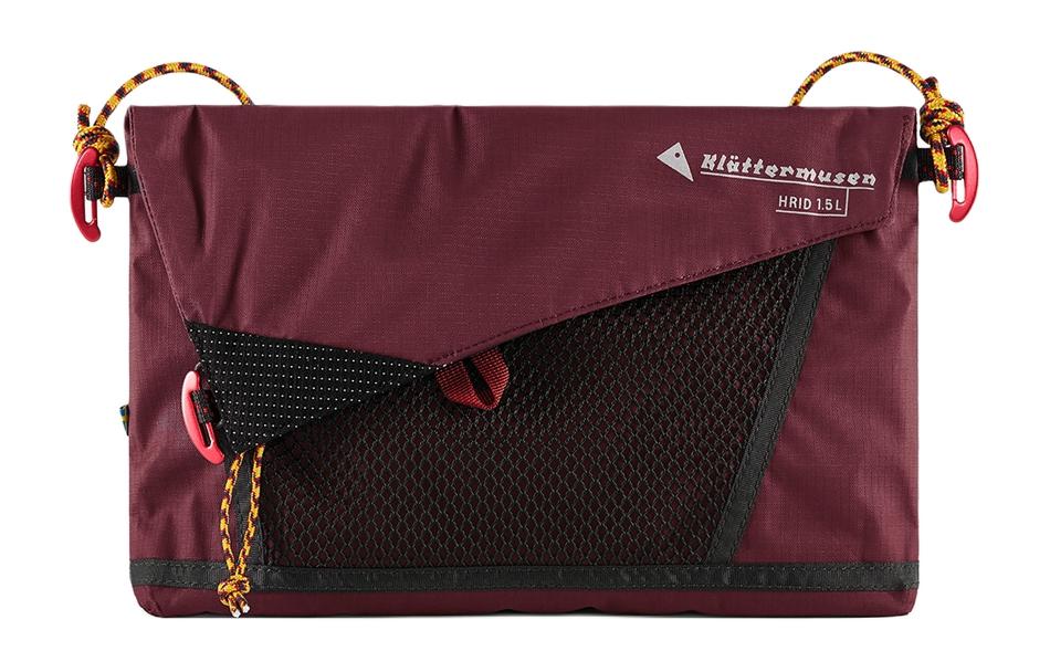 Klattermusen Миниатюрная наплечная сумка через плечо объемом 1,5 литра из полиуретана для мужчин, Dark Red
Klattermusen Миниатюрная наплечная сумка через плечо объемом 1,5 литра из полиуретана для мужчин, Dark Red