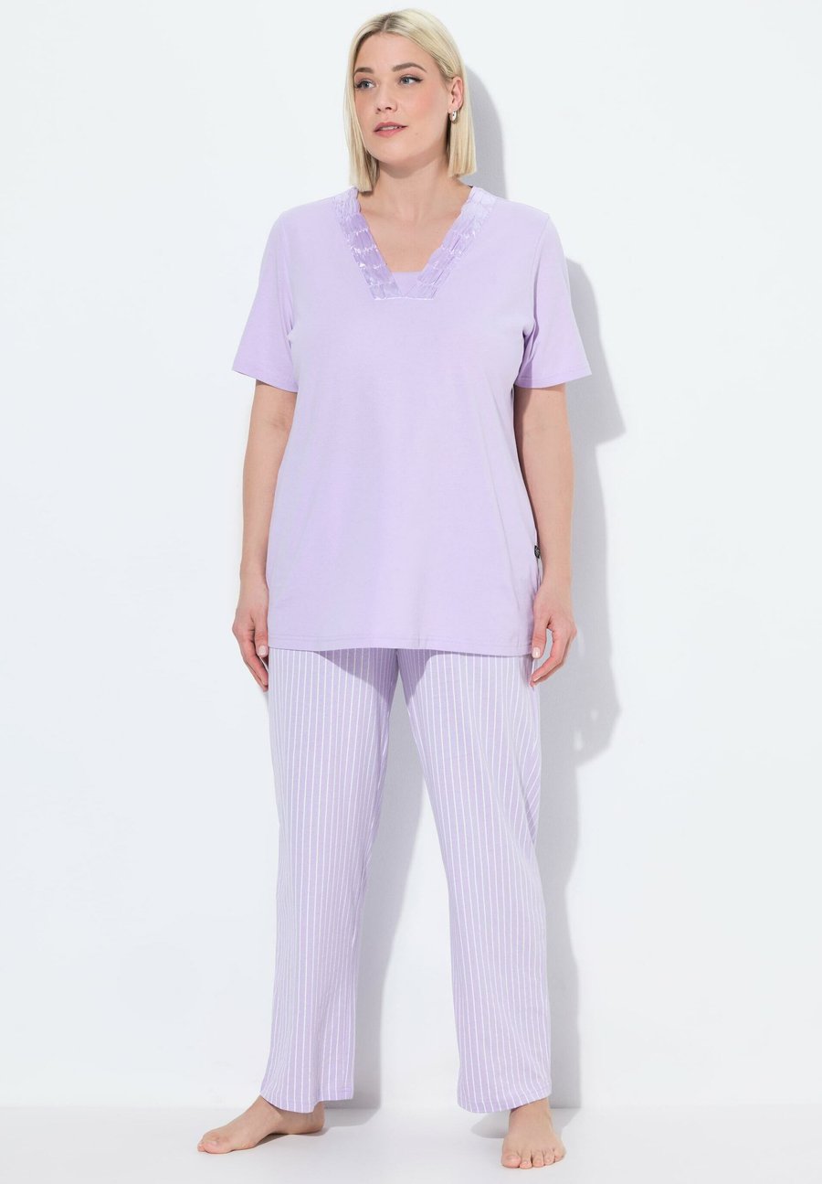 Пижамный комплект Ulla Popken SET, Soft Lavender/Lilac
Пижамный комплект Ulla Popken SET, Soft Lavender/Lilac