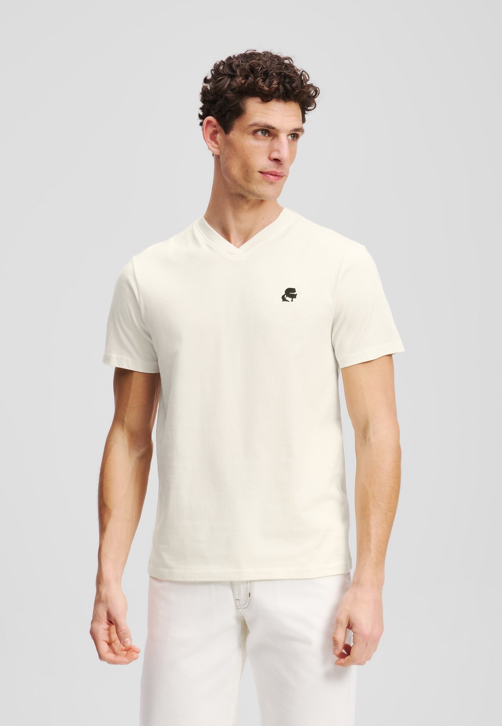 Базовая футболка KARL LAGERFELD, слоновая кость
Базовая футболка KARL LAGERFELD, слоновая кость