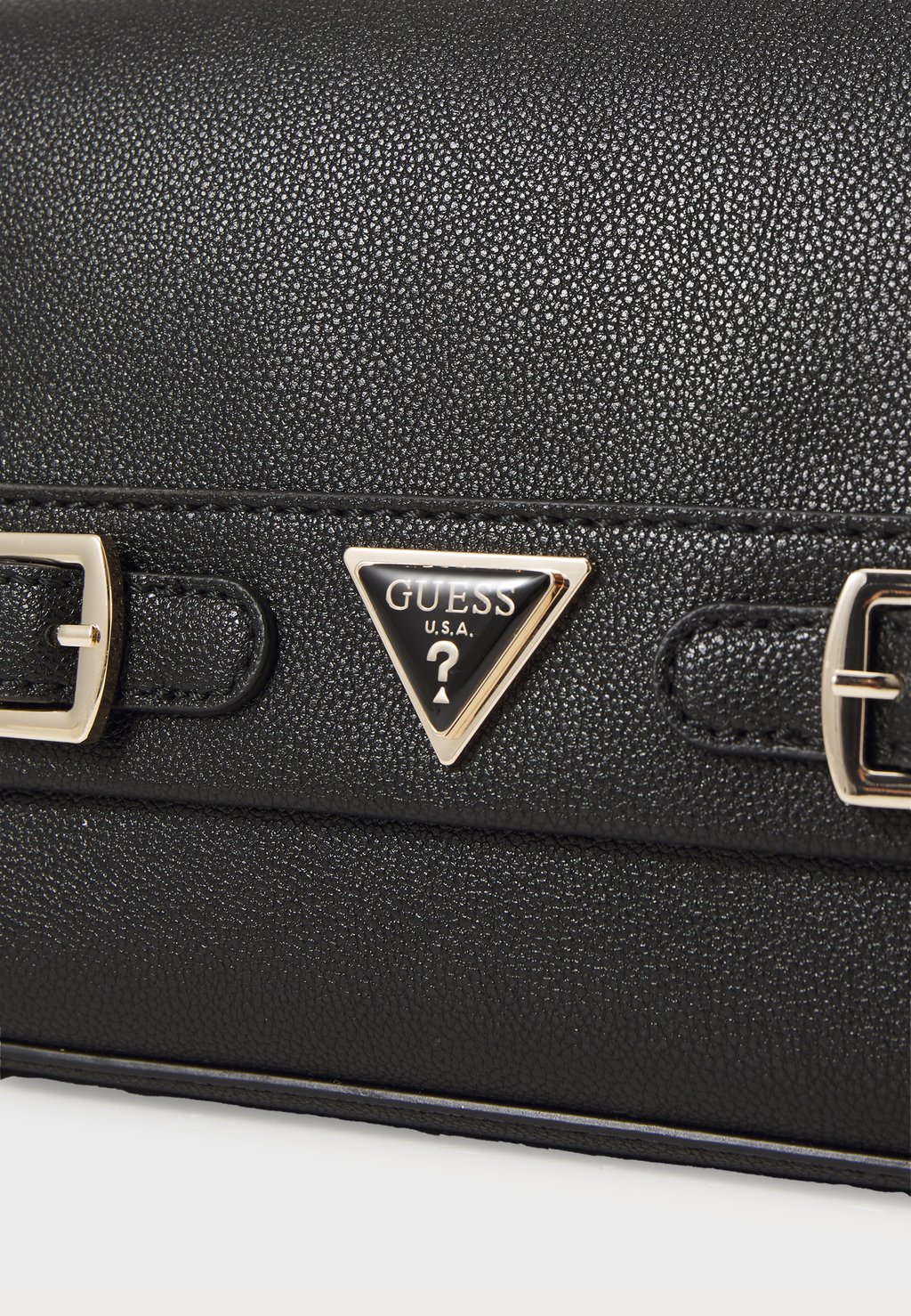 Сумка через плечо ECO XBODY FLAP Guess, черный
Сумка через плечо ECO XBODY FLAP Guess, черный